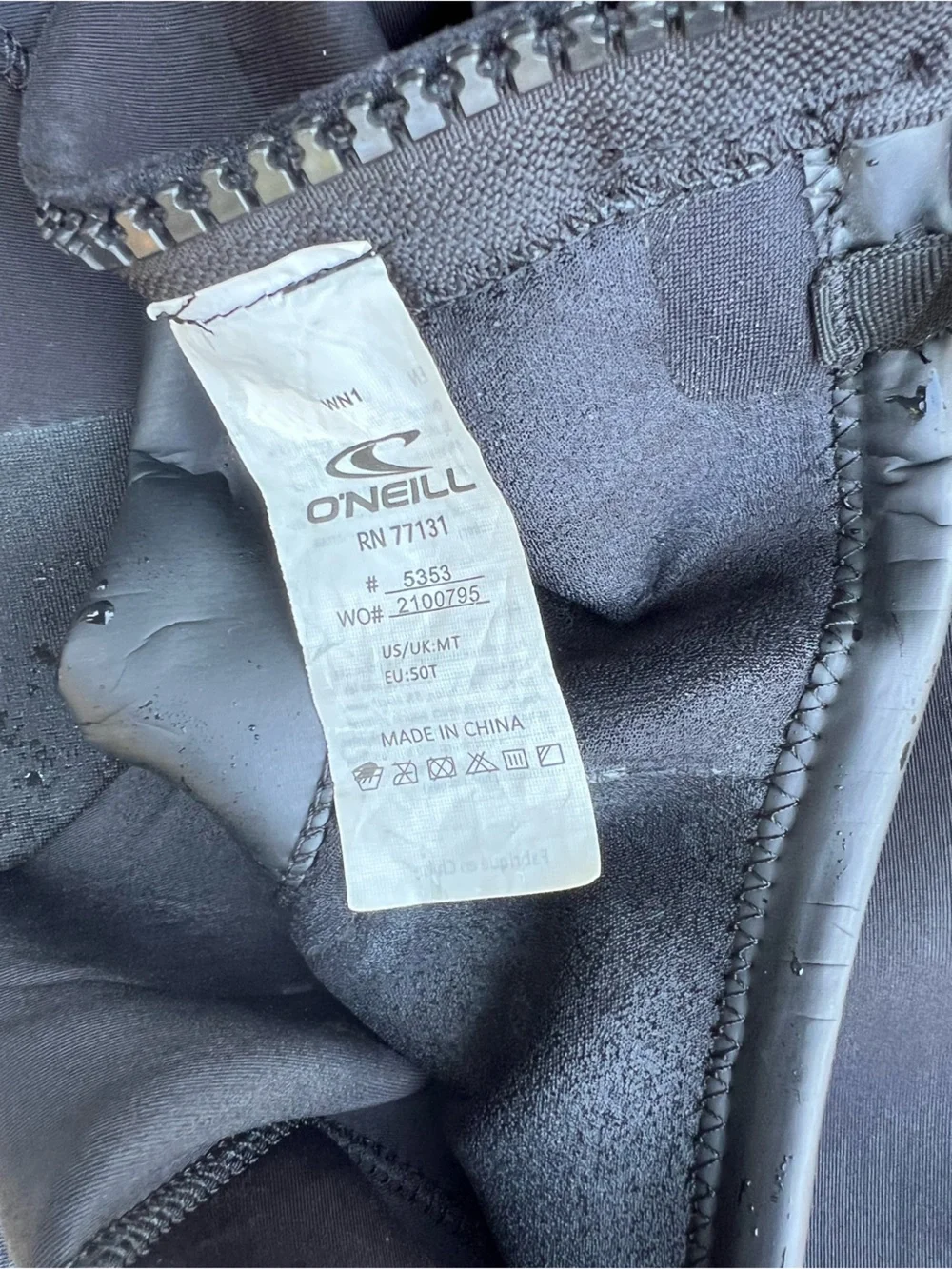 O’Nell Men’s Full Body Wet Suit Size Medium Tall  Chest Zipper